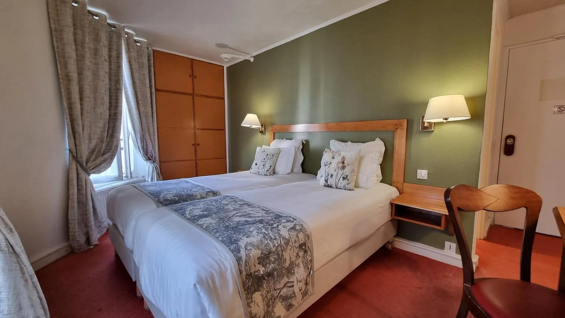 Hotel France Eiffel Paris 3*,
