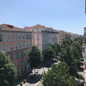 Floreal Apartmanhotel
