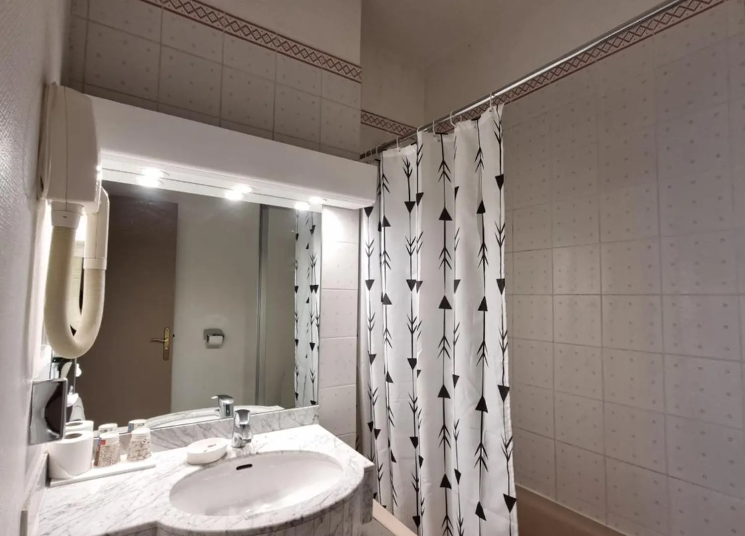 ***  Hotel France Eiffel Paris Fransa