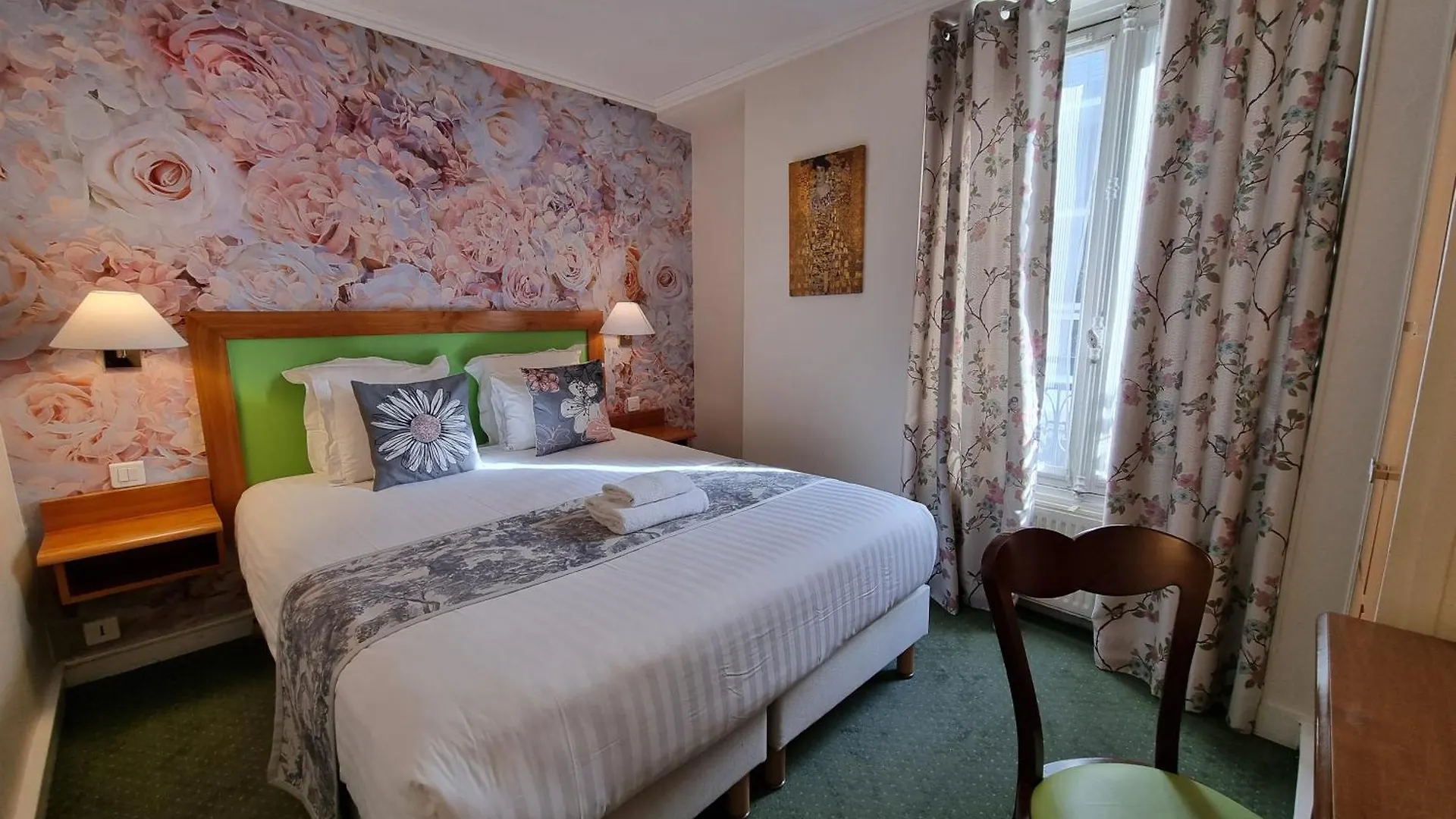 Hotel France Eiffel Paříž